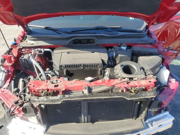 2025 HONDA PILOT — Engine bay