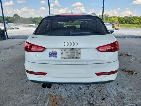 2016 AUDI Q3 — DIRR