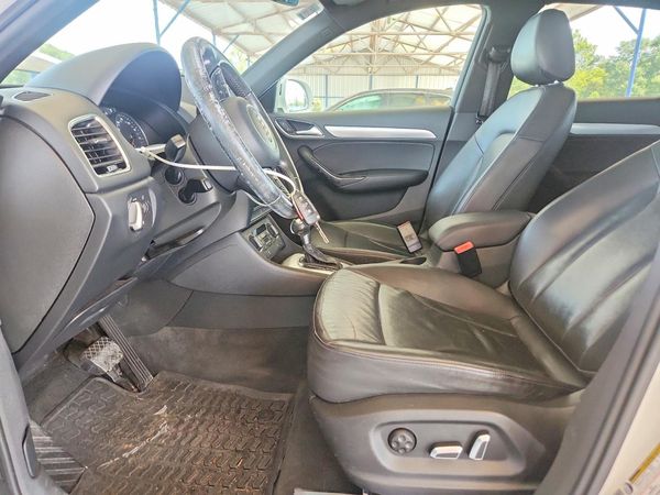 2016 AUDI Q3 — DENT