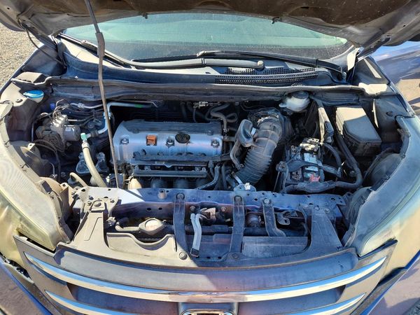 2013 HONDA CRV LX — Engine bay