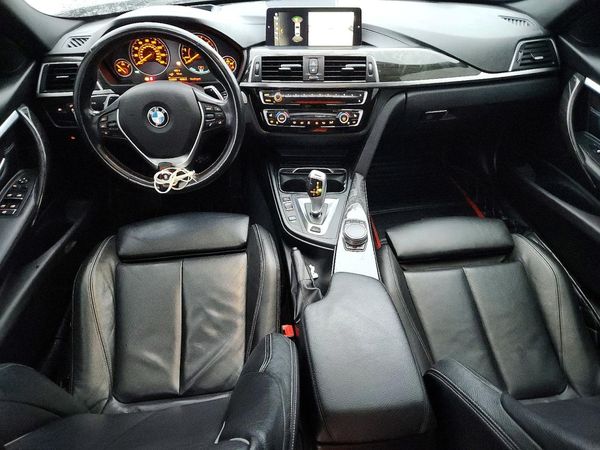 2018 BMW 330E