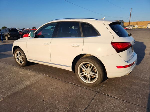 2016 AUDI Q5 quattro Premium Plus — DSRA