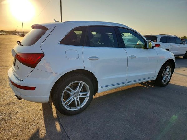 2016 AUDI Q5 quattro Premium Plus — PSRA