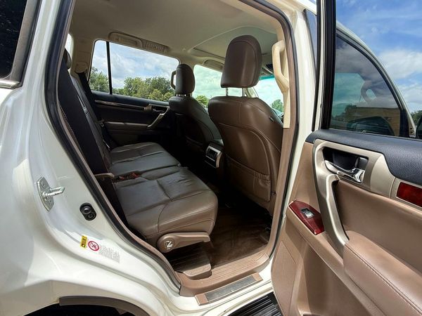 2016 LEXUS GX