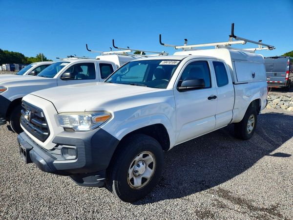 2016 TOYOTA TACOMA