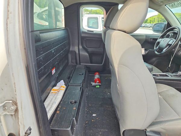 2016 TOYOTA TACOMA