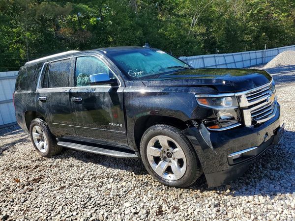 2017 CHEVROLET TAHOE Premier — Passenger 3/4