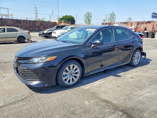 2019 TOYOTA CAMRY — DSFA — Front 3/4
