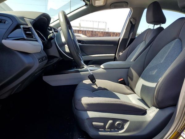 2019 TOYOTA CAMRY L/LE/SE/XLE — DENT