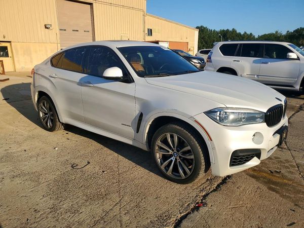 2018 BMW X6 xDrive50i — Passenger 3/4
