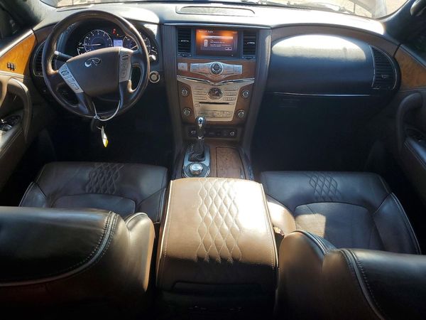 2017 INFINITI QX80 — CKPT