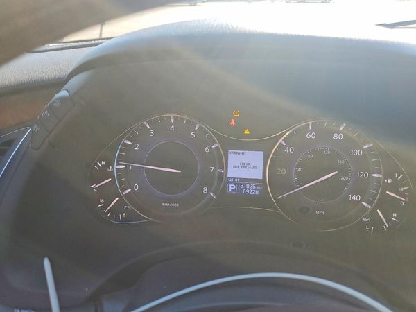 2017 INFINITI QX80 — ODOM