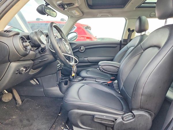 2015 MINI COOPER — DENT
