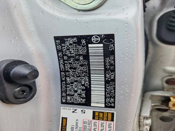 2018 TOYOTA PRIUS — VINS