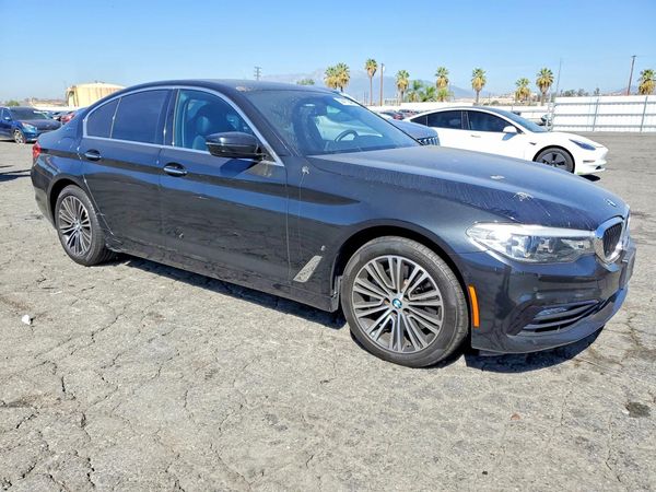 2018 BMW 530XE xDrive — Passenger 3/4