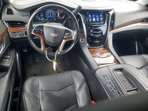 2016 CADILLAC ESCALADE ESV Luxury — CKPT