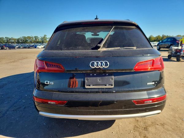 2020 AUDI Q5 quattro Premium Plus — DIRR