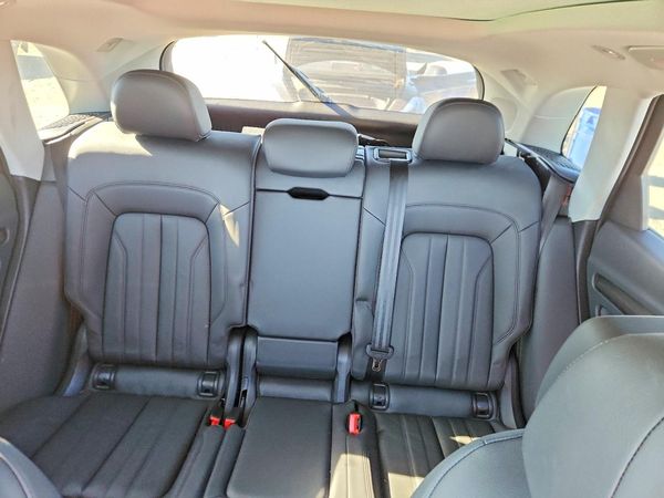 2020 AUDI Q5 quattro Premium Plus — SUVN