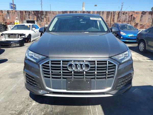 2020 AUDI Q7 quattro Premium Plus — DIRF
