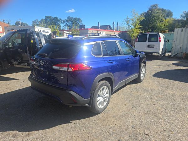 2023 TOYOTA COROLLA CROSS LE