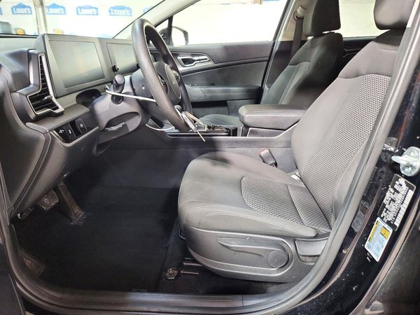 2025 KIA SPORTAGE LX — DENT