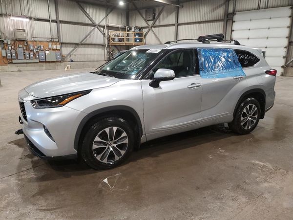 2021 TOYOTA HIGHLANDER