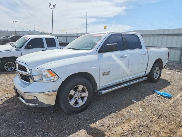 2013 RAM 1500 SLT