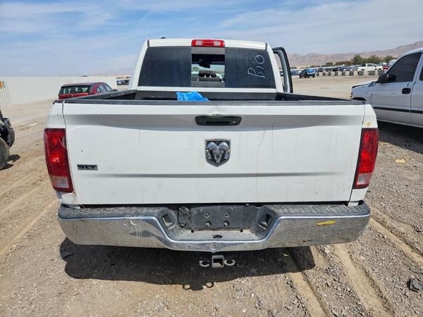 2013 RAM 1500 SLT