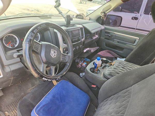 2013 RAM 1500 SLT