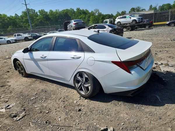 2021 HYUNDAI ELANTRA SEL w/ Premium Pkg