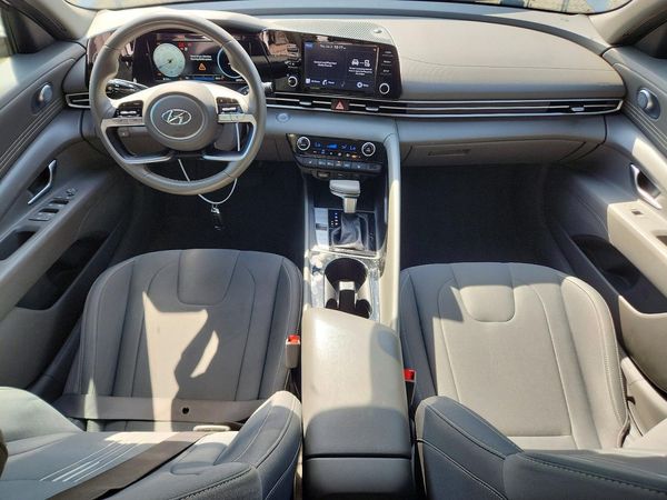 2021 HYUNDAI ELANTRA SEL w/ Premium Pkg
