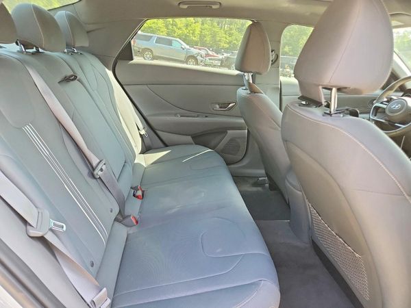 2021 HYUNDAI ELANTRA SEL w/ Premium Pkg