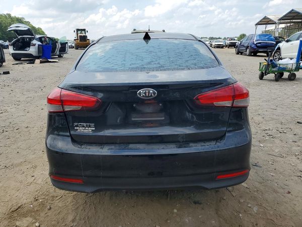 2017 KIA FORTE LX Base