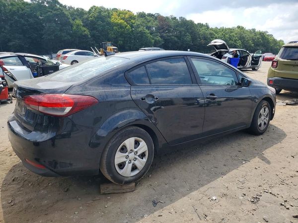 2017 KIA FORTE LX Base