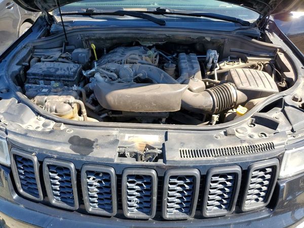 2017 JEEP GRAND CHEROKEE LAREDO 4X2