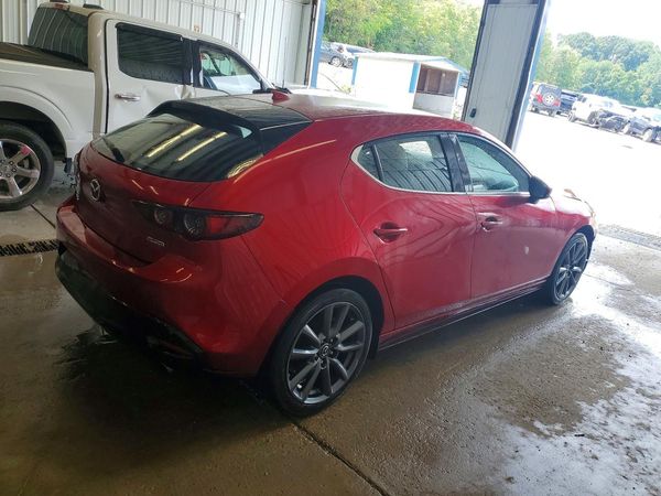 2020 MAZDA 3
