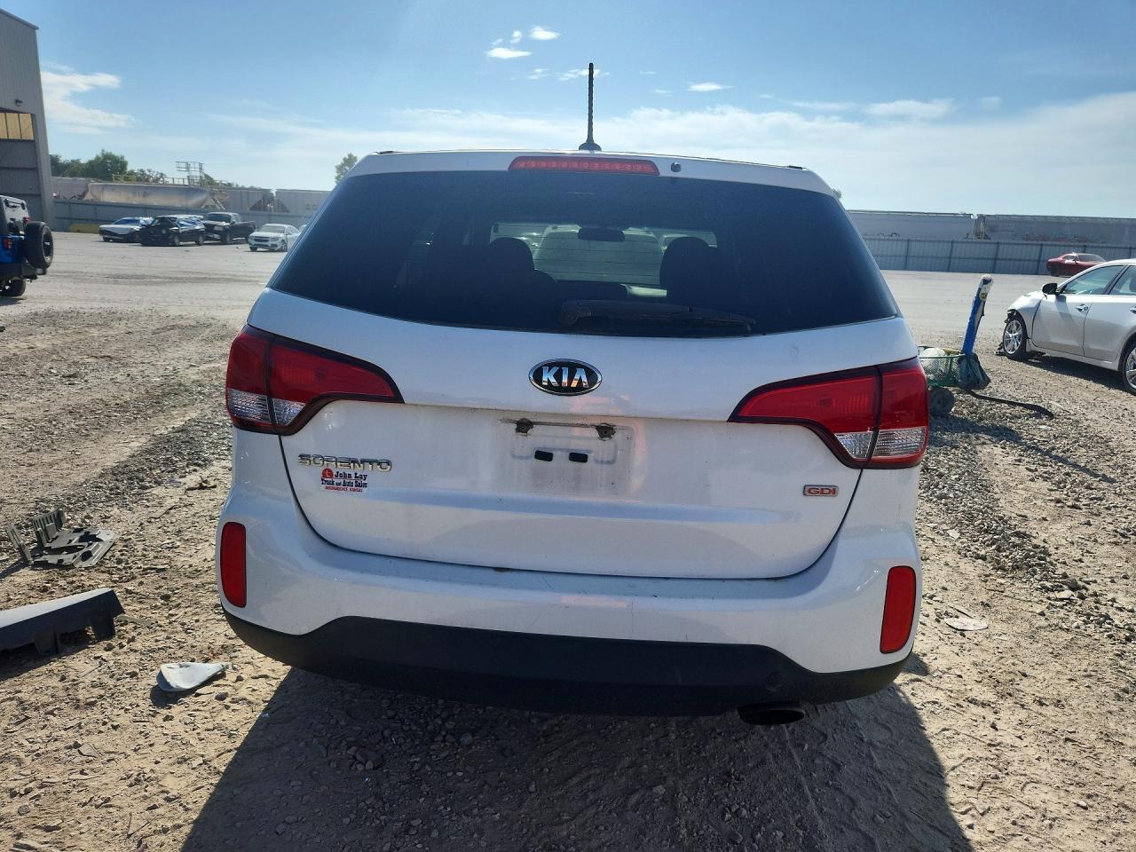 2015 KIA SORENTO GL