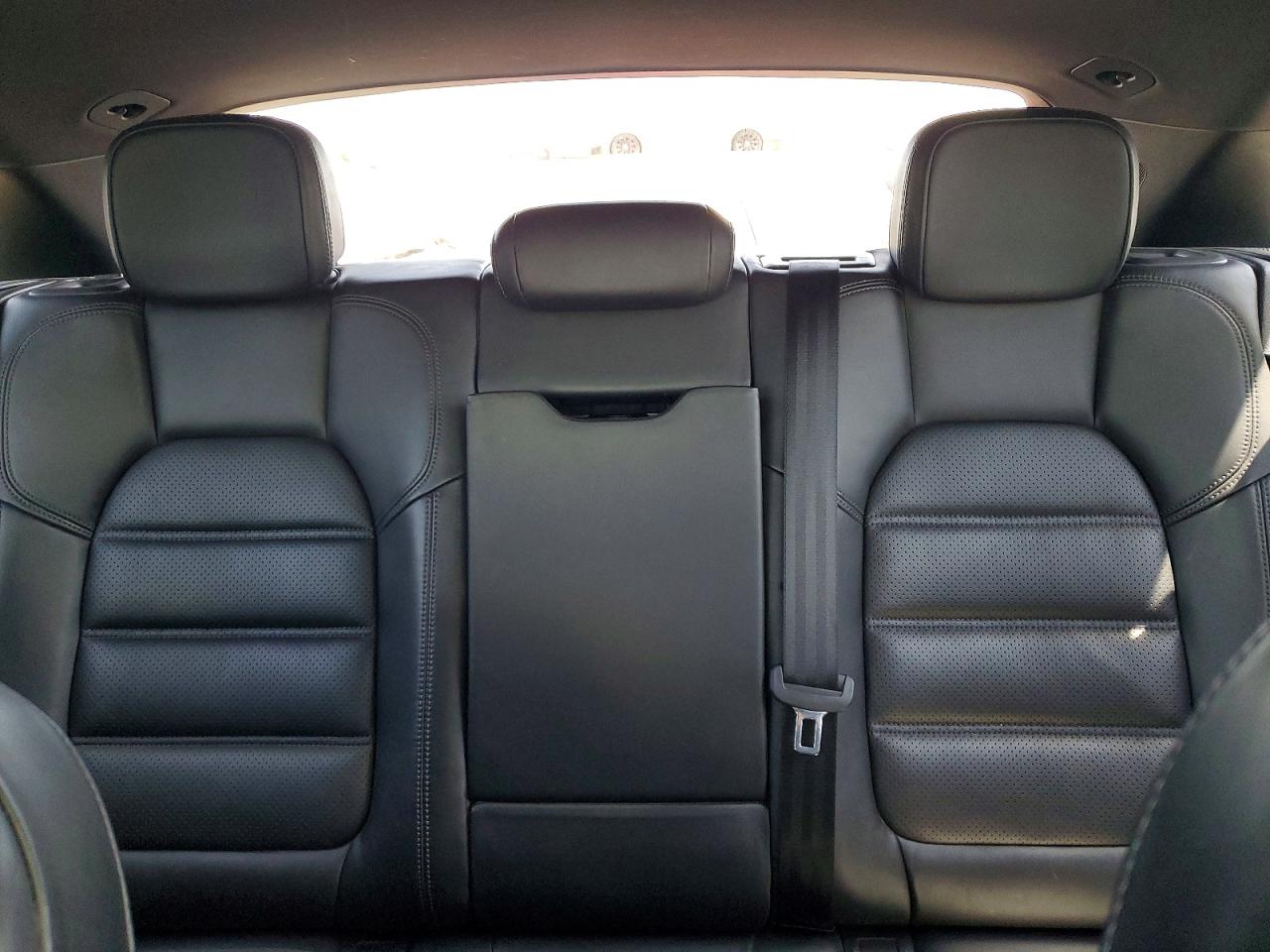 2018 PORSCHE MACAN Macan S