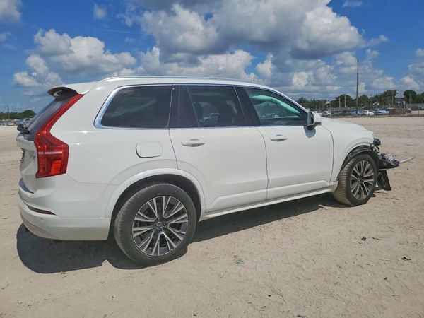 2022 VOLVO XC90 Momentum (excl S60)