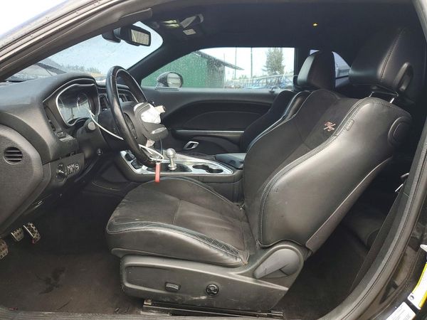2015 DODGE CHALLENGER SXT Plus