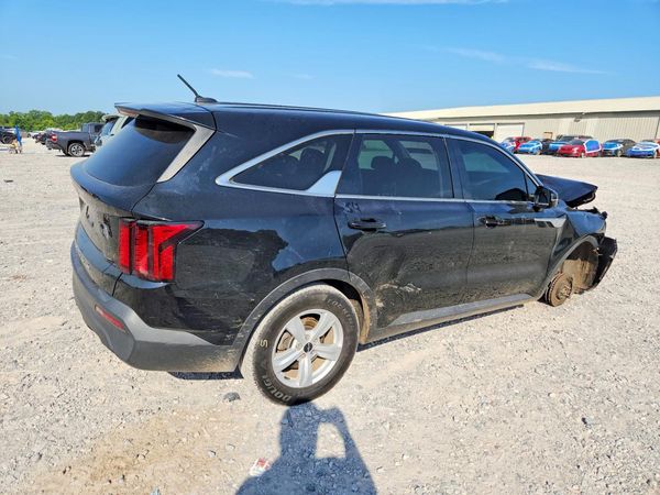 2022 KIA SORENTO