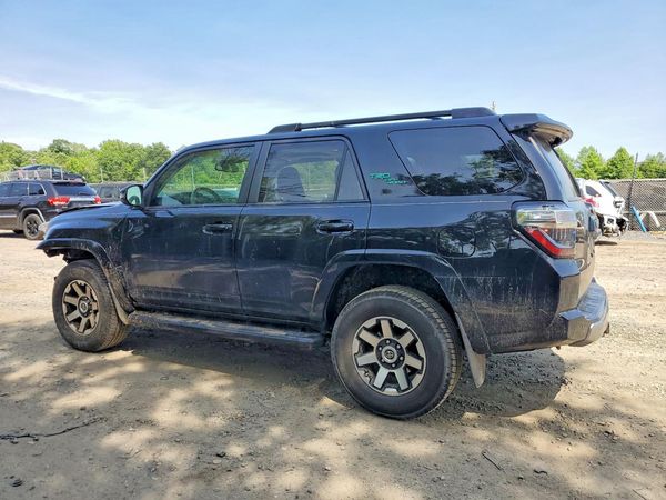 2020 TOYOTA 4RUNNER