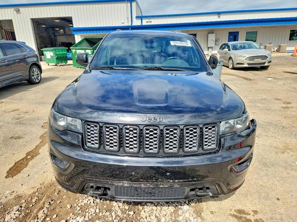 2018 JEEP GRAND CHEROKEE LAREDO 4X4