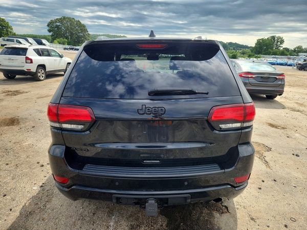 2018 JEEP GRAND CHEROKEE LAREDO 4X4