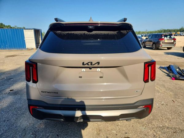2025 KIA SORENTO