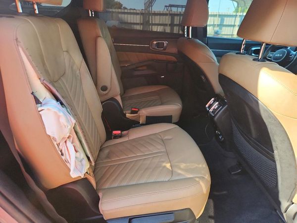 2025 KIA SORENTO