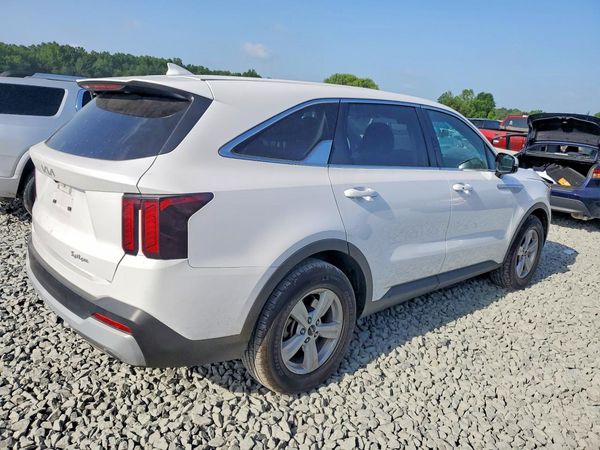 2025 KIA SORENTO LX