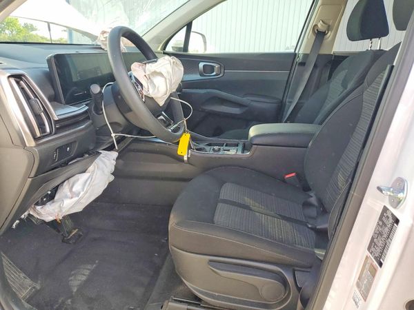2025 KIA SORENTO LX