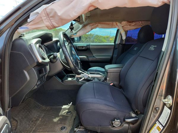 2016 TOYOTA TACOMA