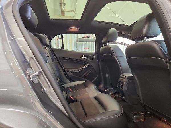 2019 MERCEDES-BENZ GLA GLA250-4M